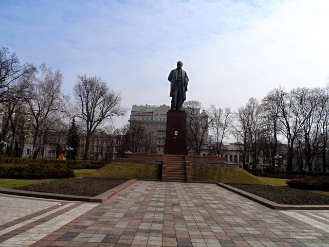 1 (10) Памятник Тарасу Шевченко, 1939