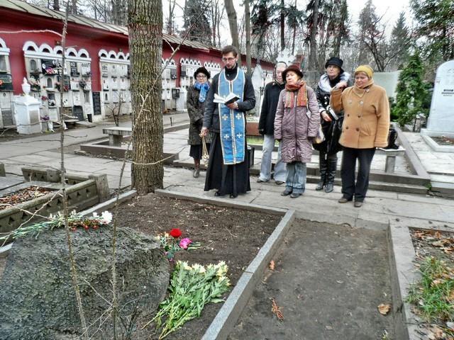 14 Панихида по М.А. Булгакову в день именин писателя (21 ноября 2013)
